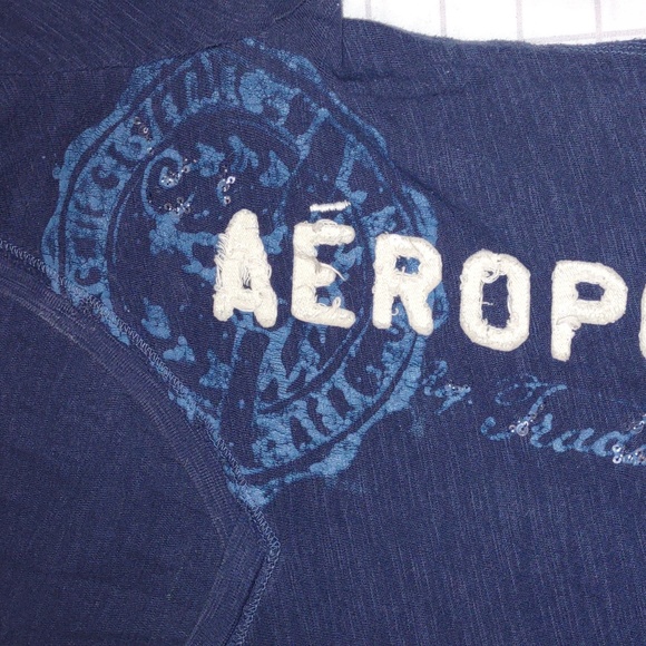 Large Aeropostale top - Picture 3 of 4